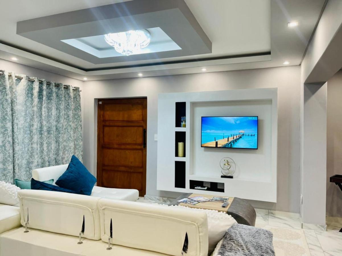 Cozier Glitz Villa Cape Town Exterior photo