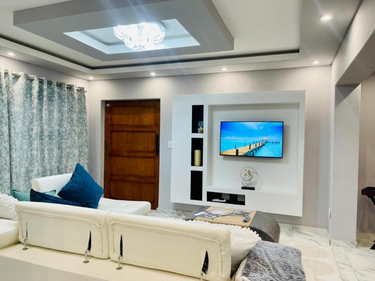Cozier Glitz Villa Cape Town Exterior photo