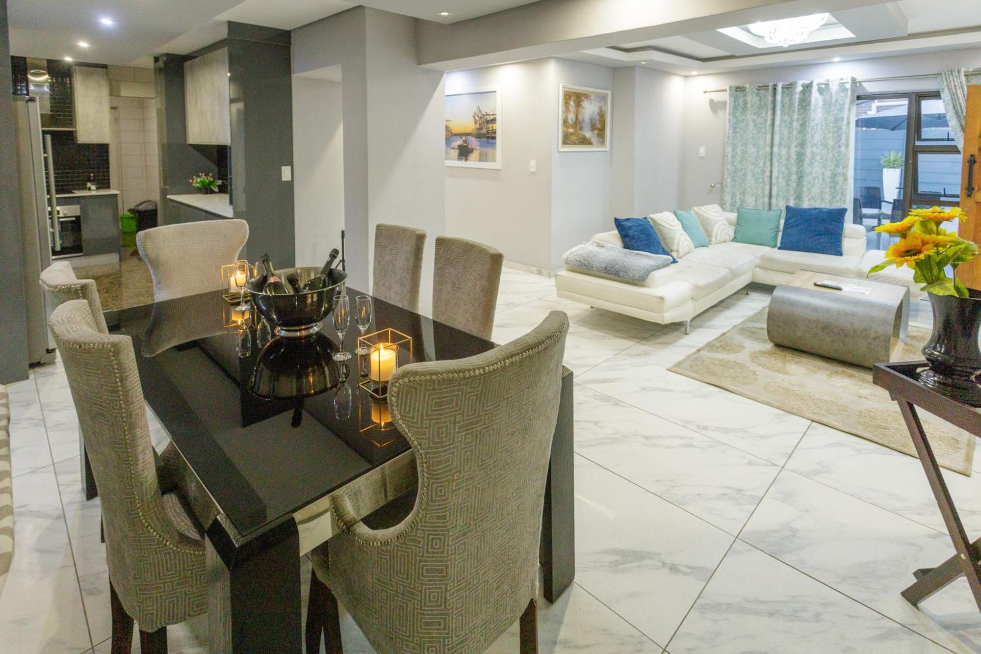 Cozier Glitz Villa Cape Town Exterior photo